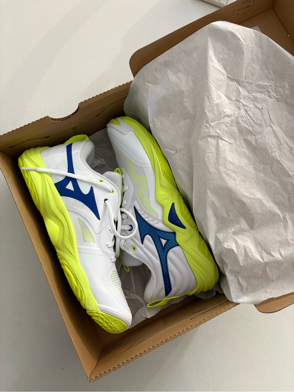 Mizuno Unisex Wave Momentum Elite